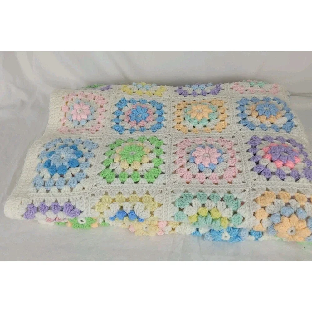Vintage Handmade Crochet 3D Roses Afghan Grannycore Grannycore Cottage Throw